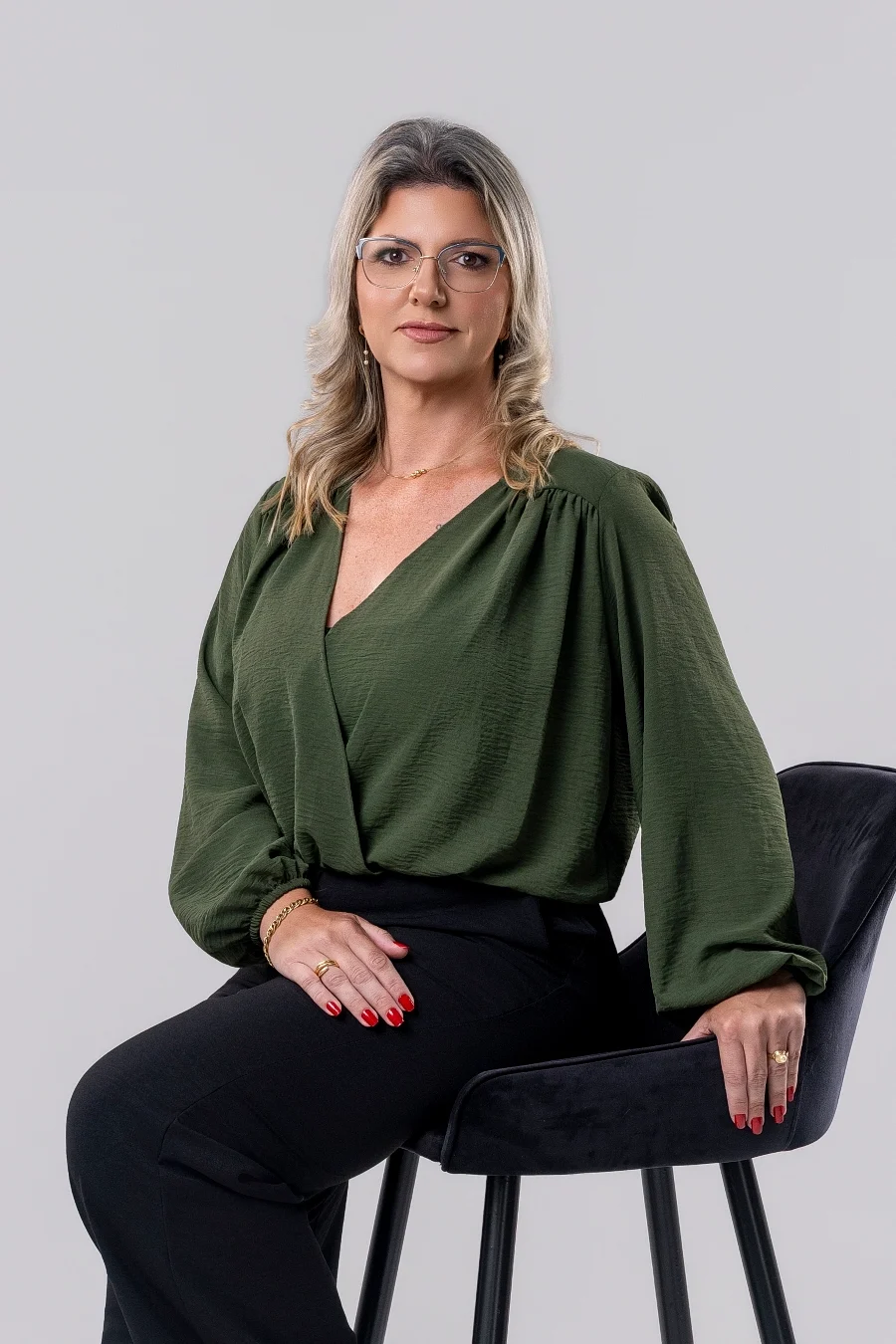 Dra. Kathelline Azevedo